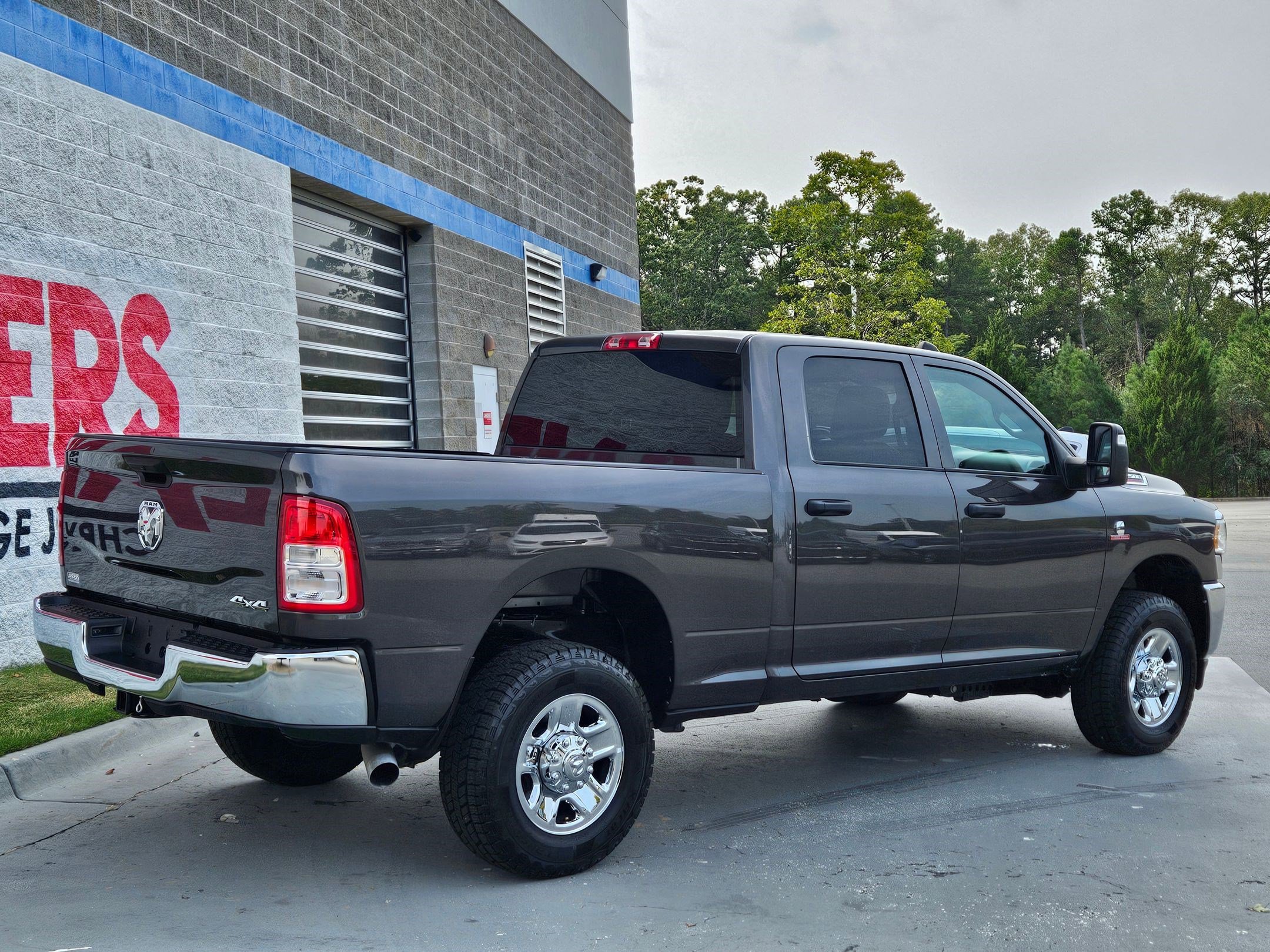 2024 Ram 2500 Tradesman photo 7