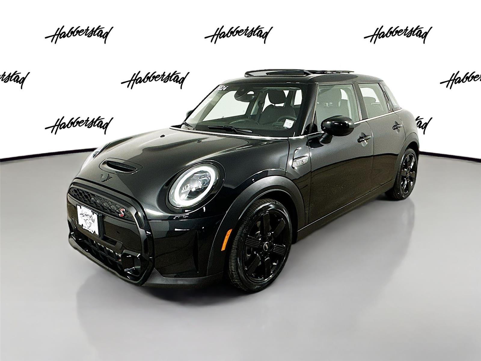 2024 MINI Hardtop 4 Door
