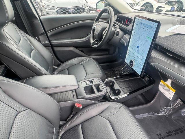 2025 FORD MUSTANG MACH-E - Image 63