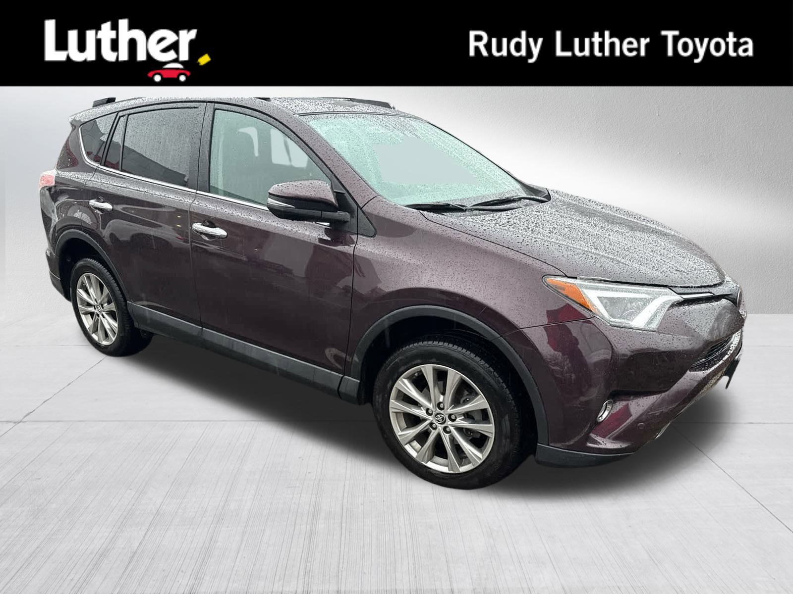 2017 Toyota RAV4 Limited's photo