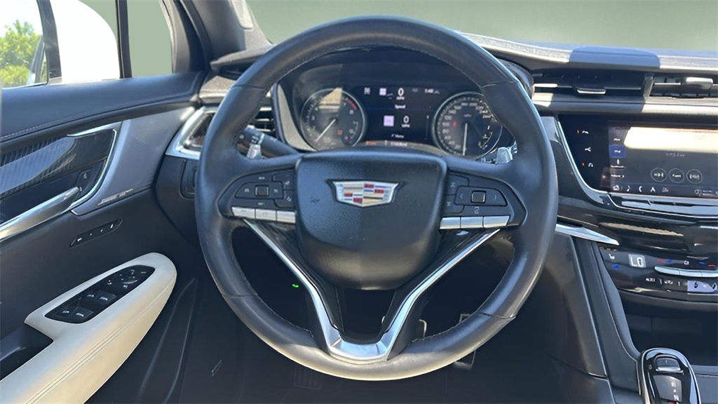 2023 Cadillac XT6 Sport photo 4