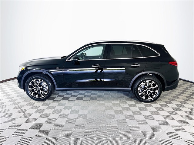 2025 Mercedes Benz GLC 350e 4MATIC photo 4