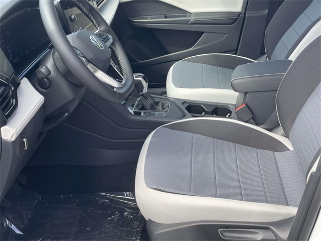 2025 Volkswagen Taos S photo 10