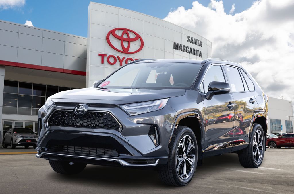 2025 Toyota RAV4 XSE's photo