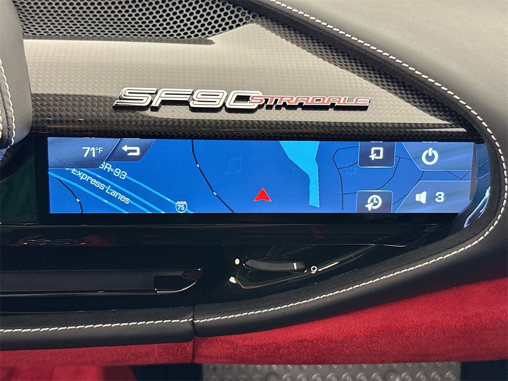 2022 Ferrari SF90 Stradale Base photo 12