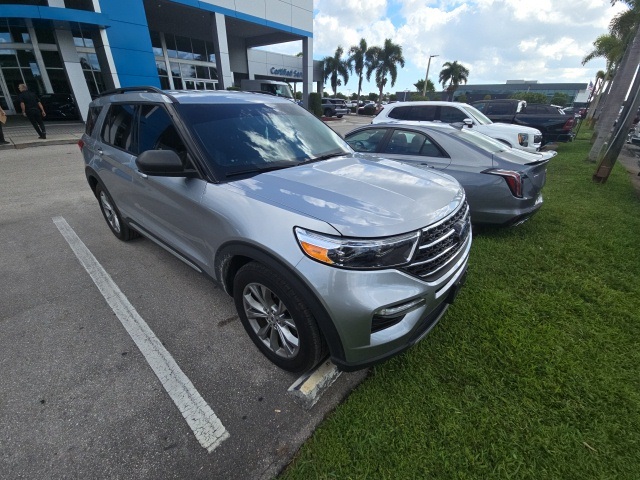 2021 Ford Explorer XLT's photo