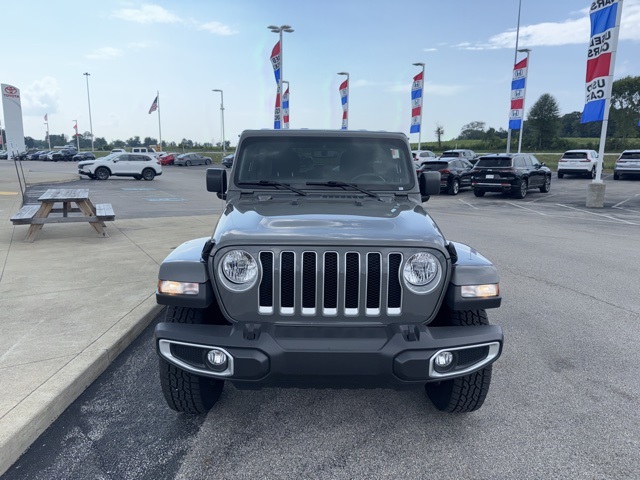 2023 Jeep Wrangler Sahara photo 2
