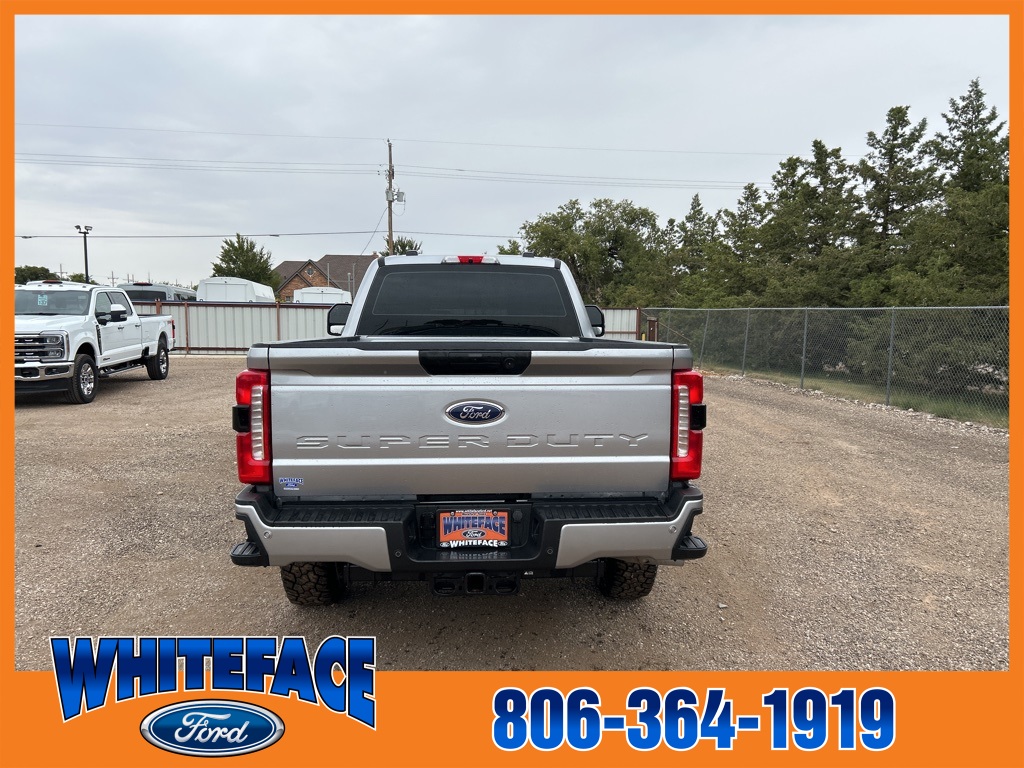 2023 Ford F-350 XL photo 4