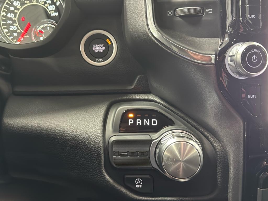 2025 Ram 1500 Laramie photo 28