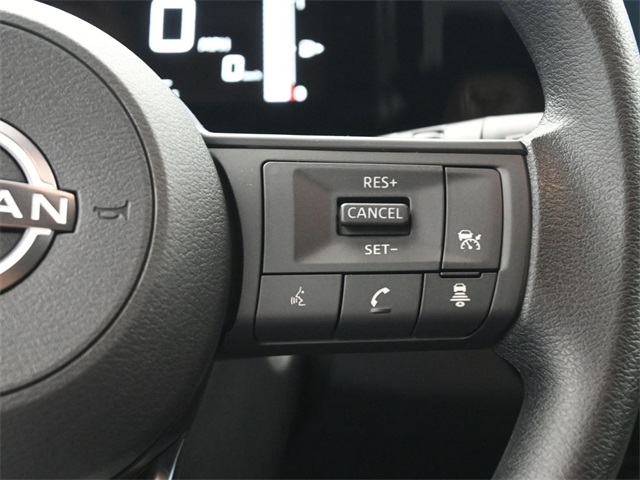 2026 Nissan Kicks SV photo 2
