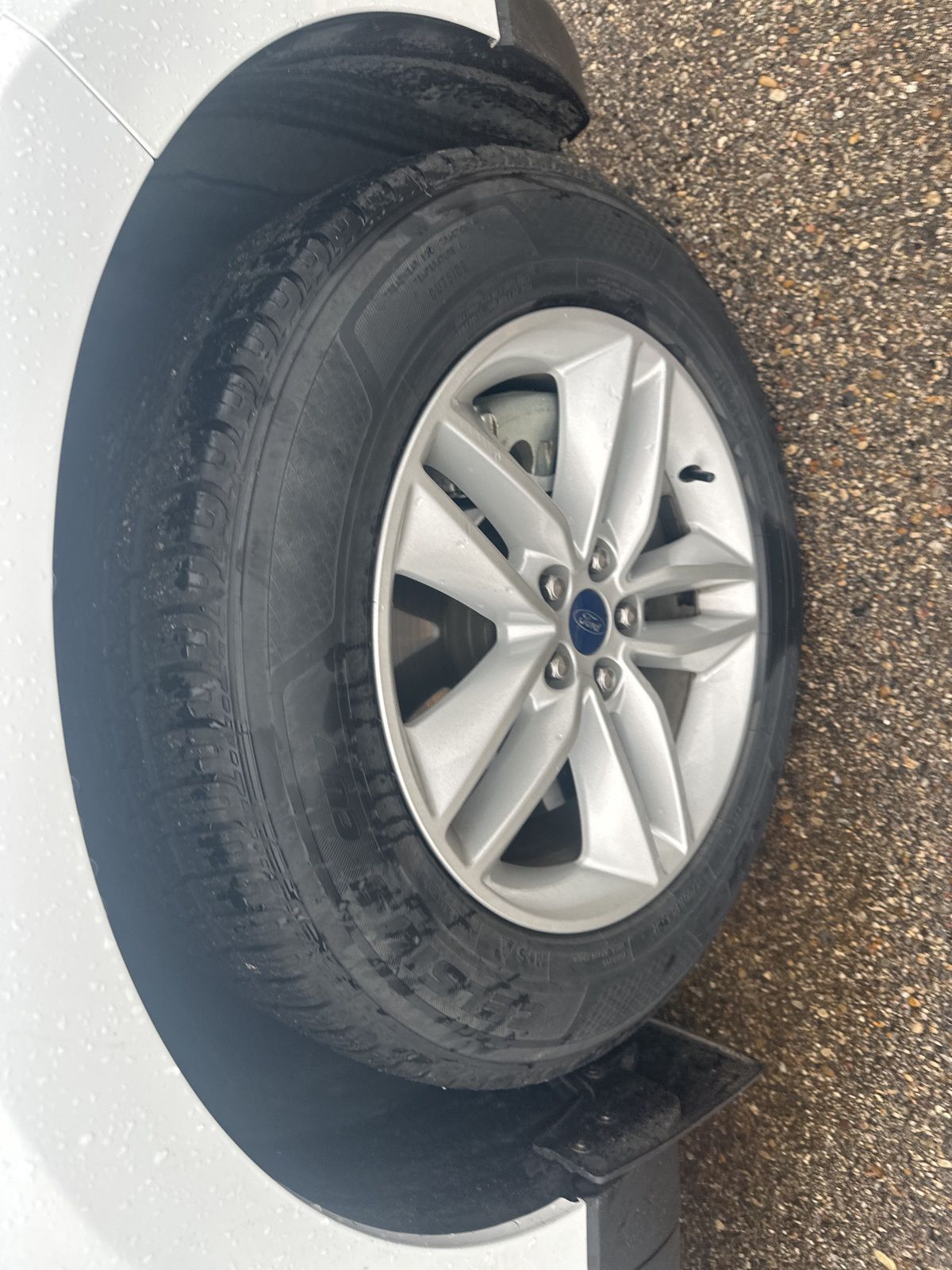 2018 Ford Edge SEL photo 4