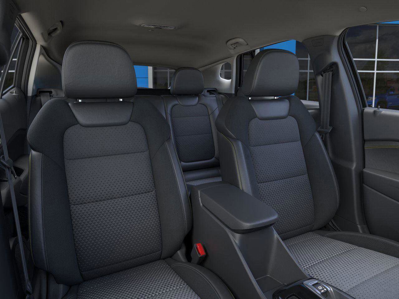 2025 Chevrolet Trax LT photo 14