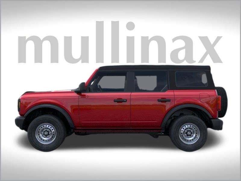 2025 Ford Bronco Base photo 3