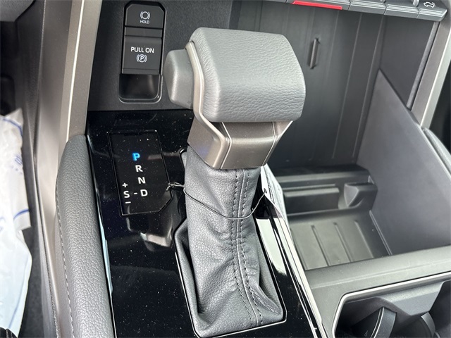 2026 Toyota Tundra Limited Platinum photo 16