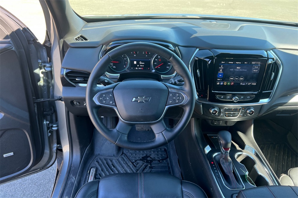 2023 Chevrolet Traverse RS photo 13