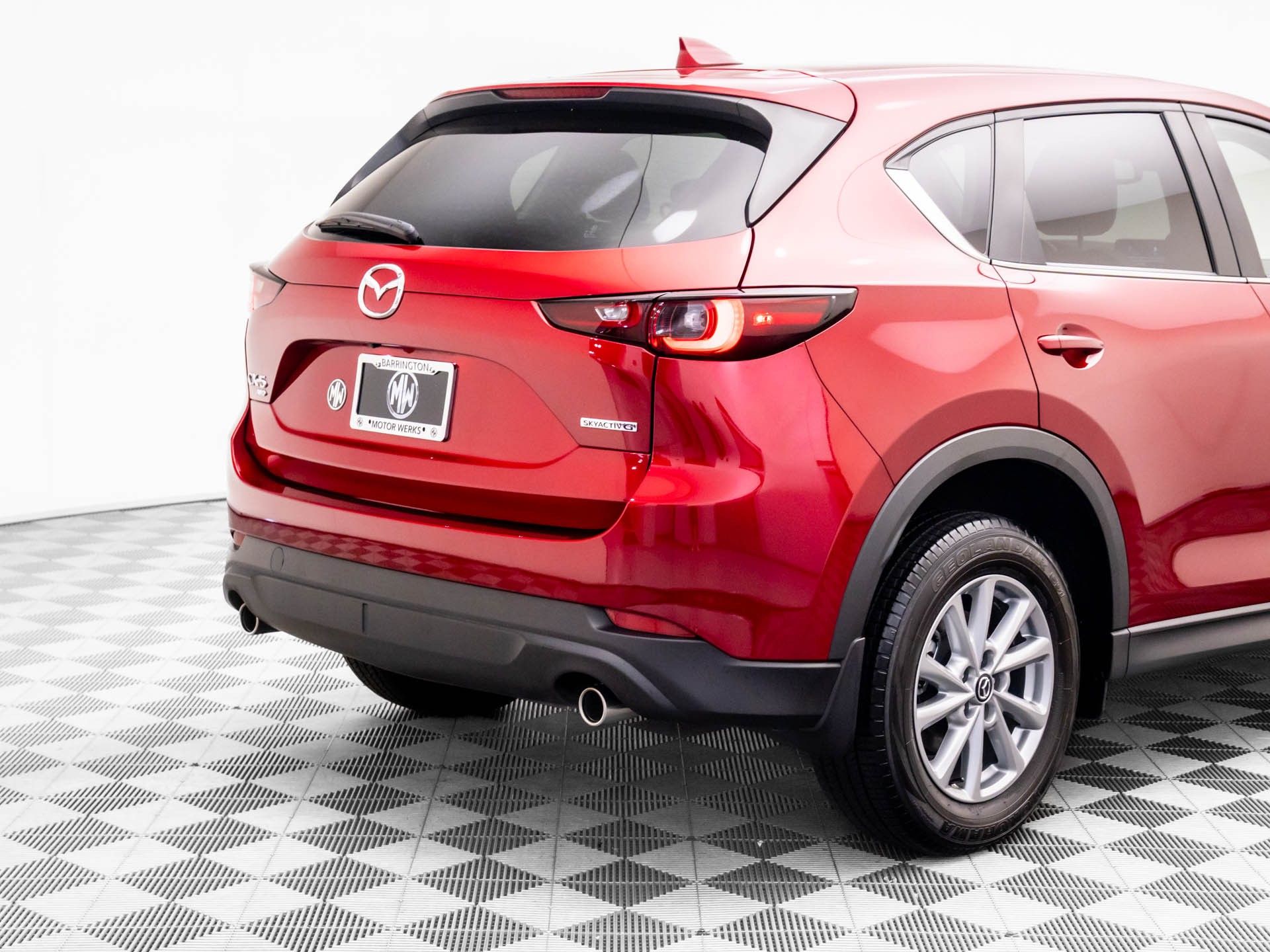 2023 Mazda CX-5 2.5 S Preferred photo 32