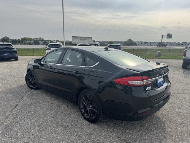 2018 Ford Fusion S photo 4