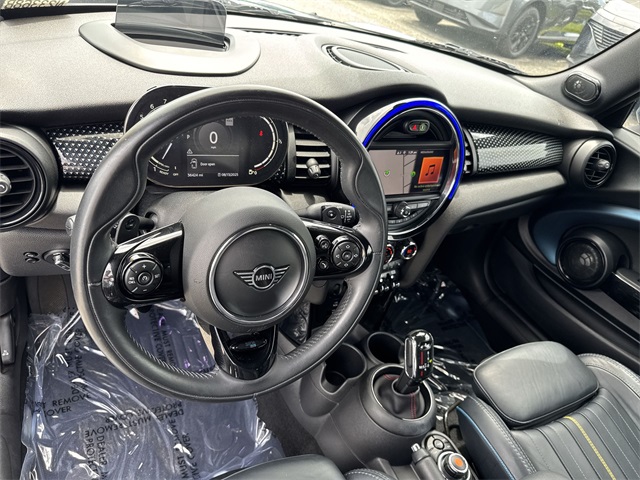 2021 Mini Cooper Convertible S photo 14