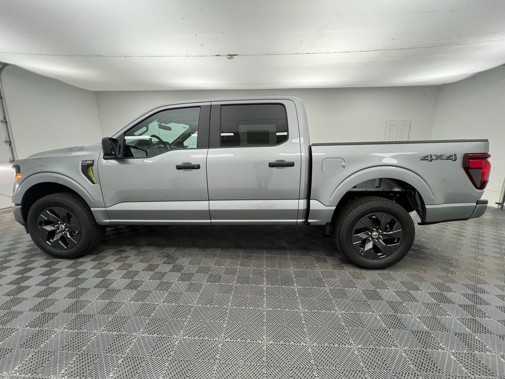 2025 Ford F-150 STX photo 10
