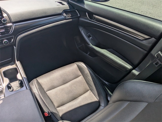 2020 Honda Accord Sport 2.0T photo 16