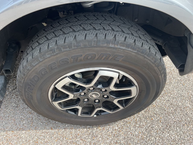 2023 Ford Bronco Outer Banks photo 12