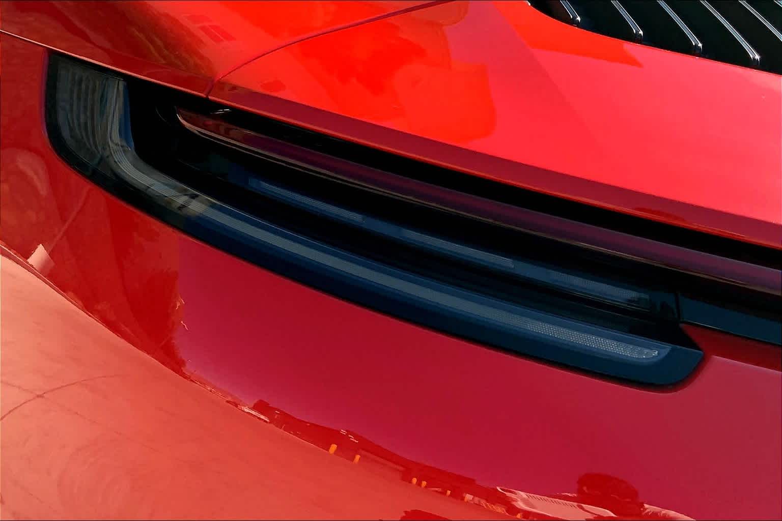 2021 Porsche 911 4 photo 29