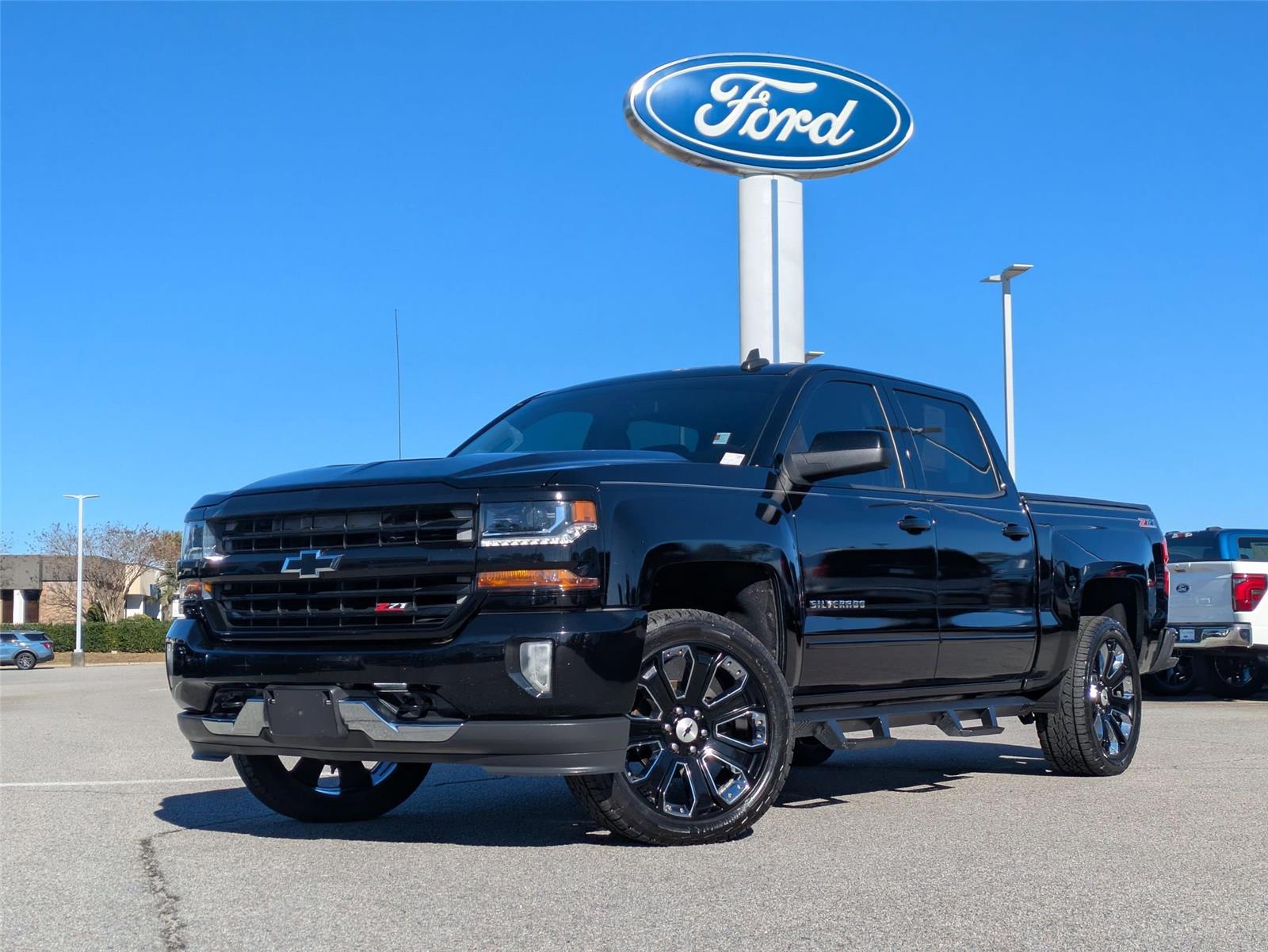 2017 Chevrolet Silverado 1500 LT Z71's photo