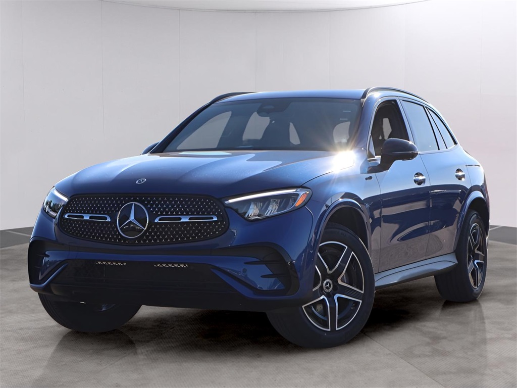 2026 Mercedes-Benz GLC Base's photo