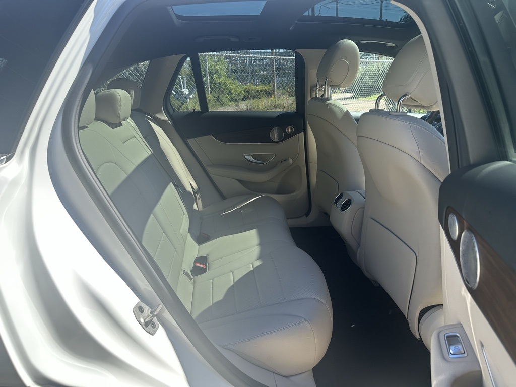 2021 Mercedes Benz GLC 300 4MATIC photo 15