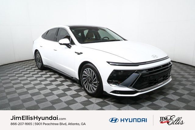 2025 Hyundai Sonata Hybrid Limited's photo
