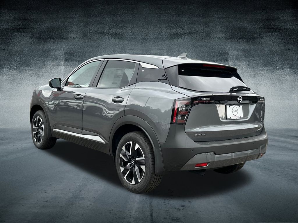 2025 Nissan Kicks SV photo 2