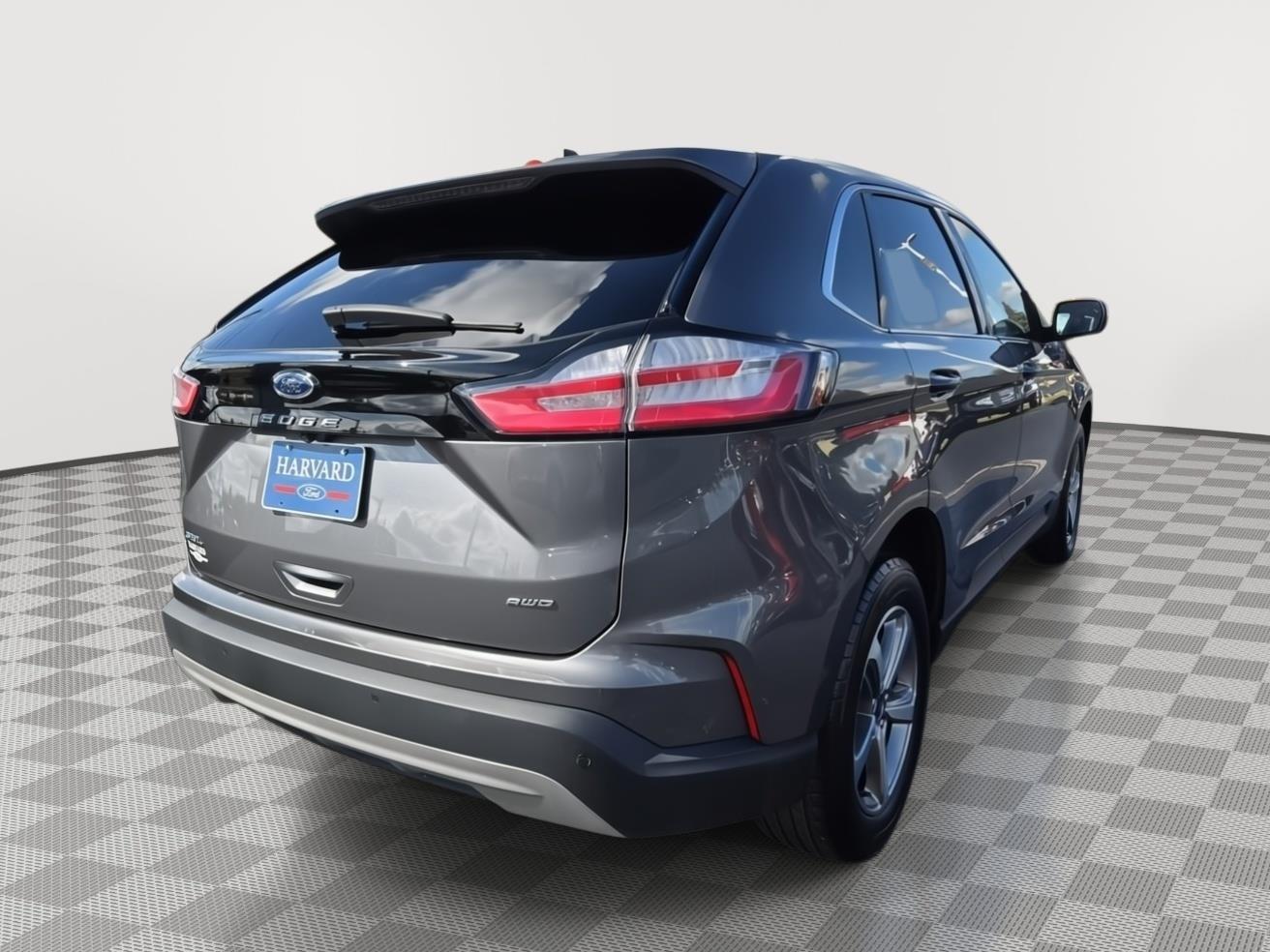 2022 Ford Edge SEL photo 4