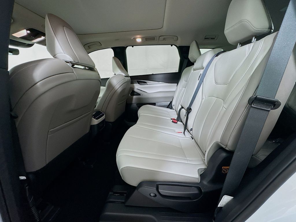 2026 Infiniti QX60 Luxe photo 29