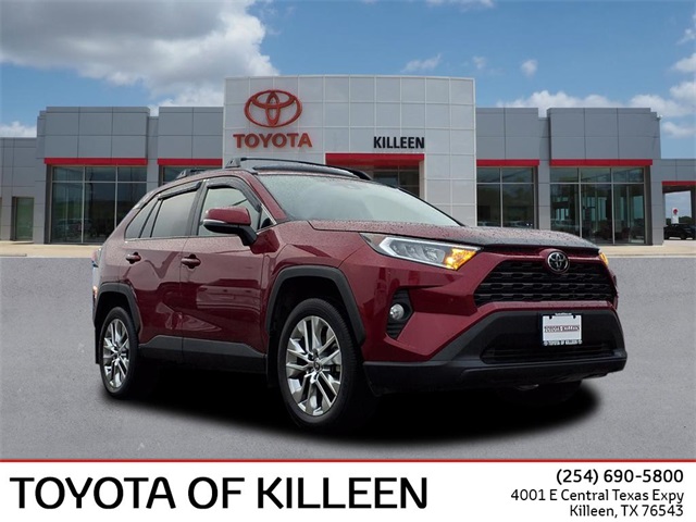 2021 Toyota RAV4 XLE Premium's photo