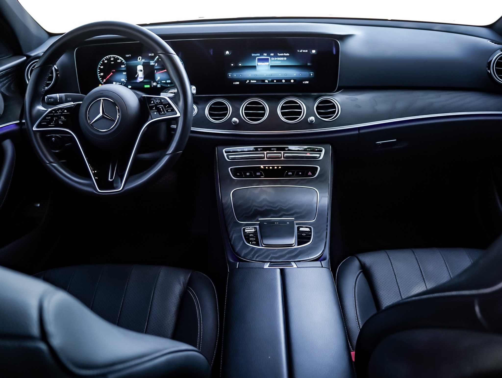2022 Mercedes Benz E 450 4MATIC Sedan photo 20