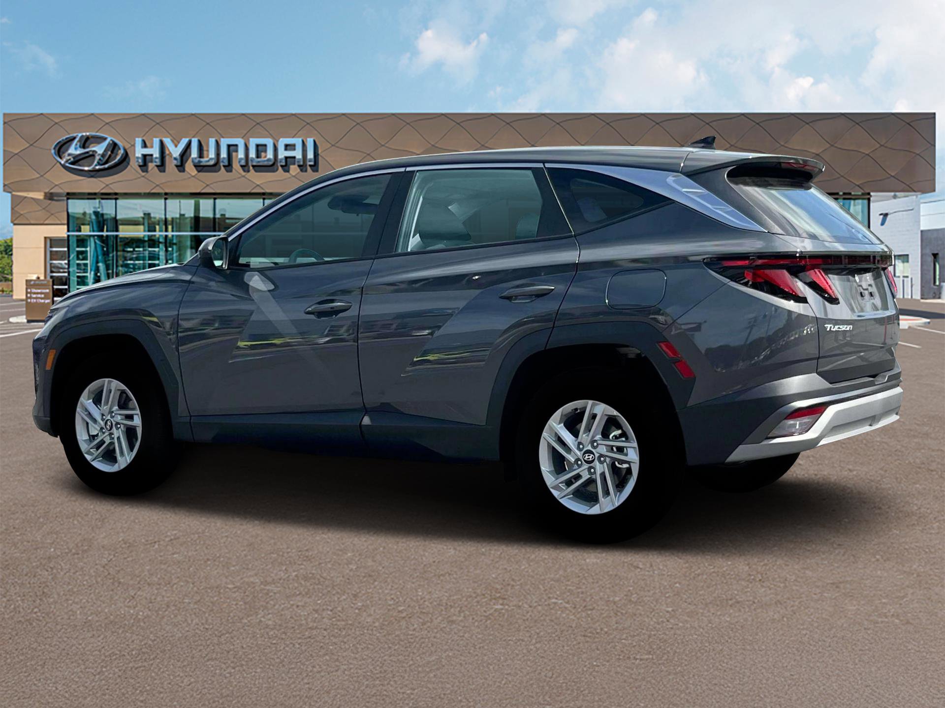 2025 Hyundai Tucson SE photo 3