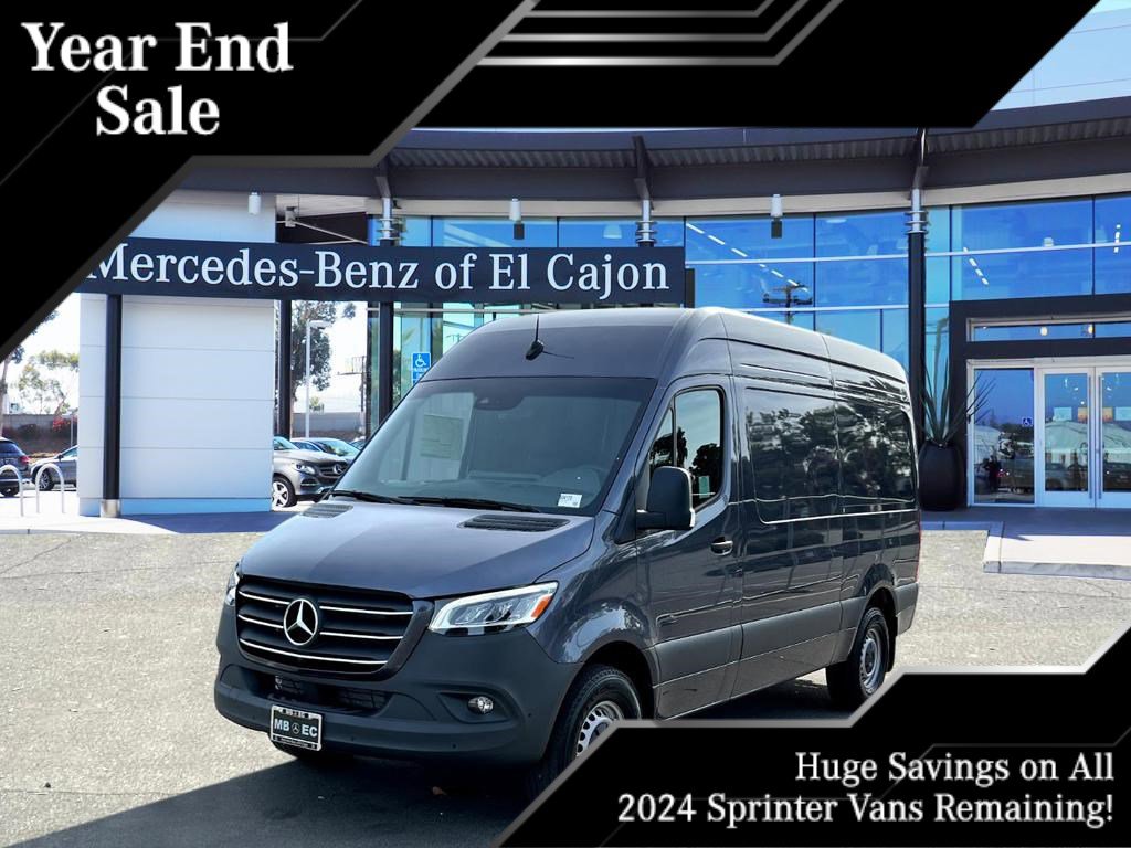 2024 Mercedes-Benz Sprinter Crew Van Base's photo