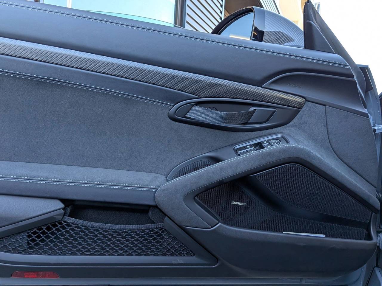 2025 Porsche Boxster Spyder photo 13