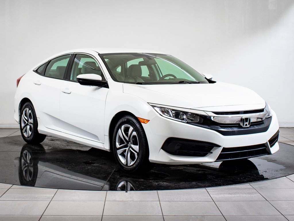 2017 Honda Civic LX photo 4