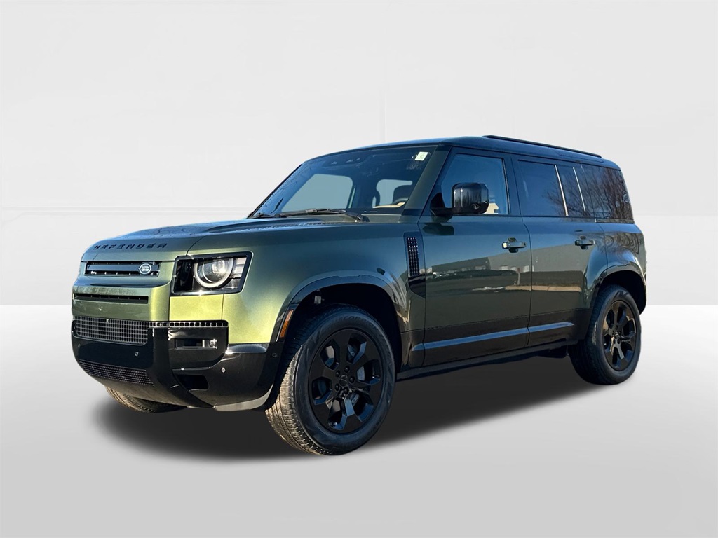 2026 Land Rover Defender X-Dynamic SE's photo