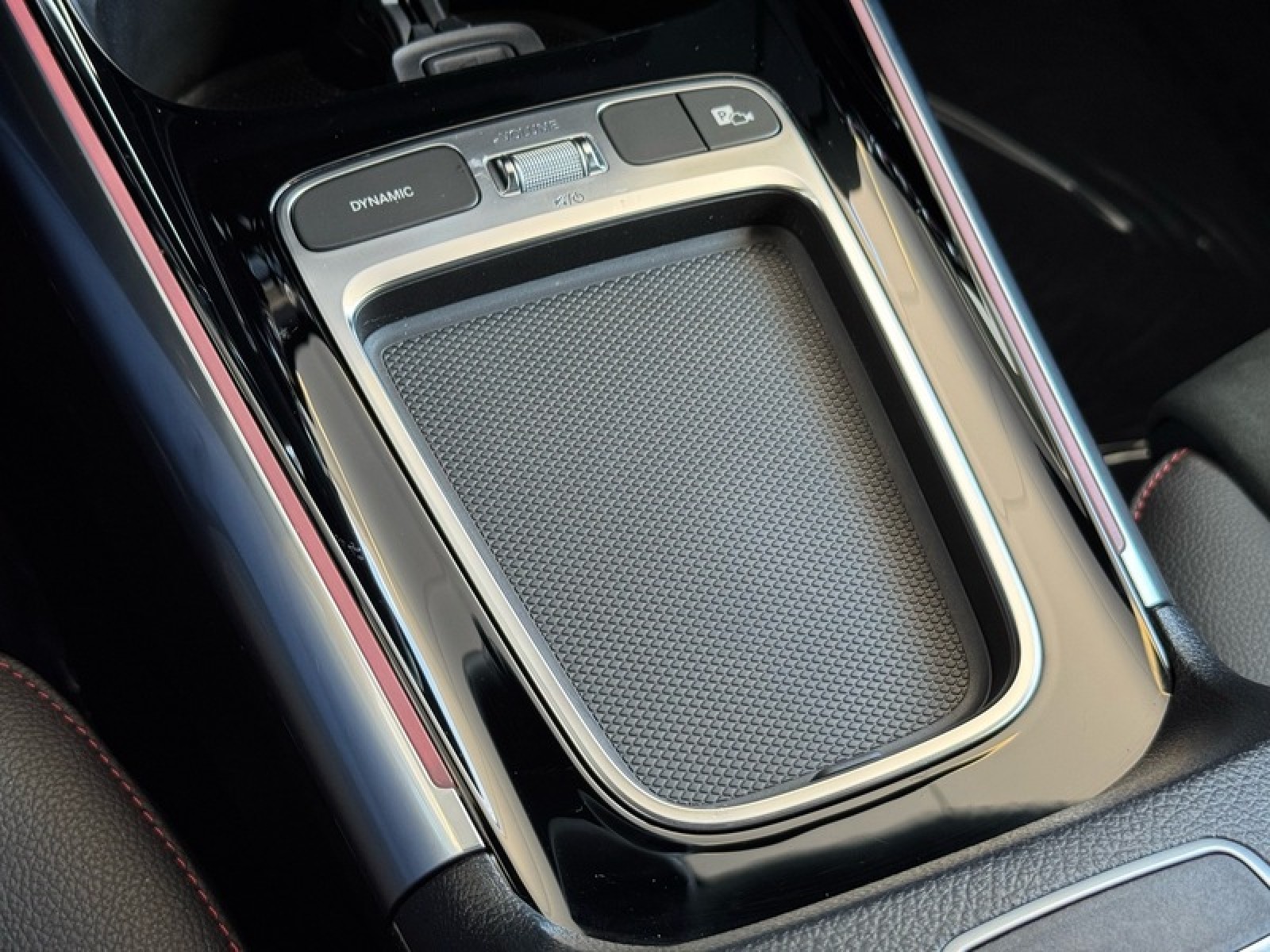 2025 Mercedes Benz GLA 250 photo 35