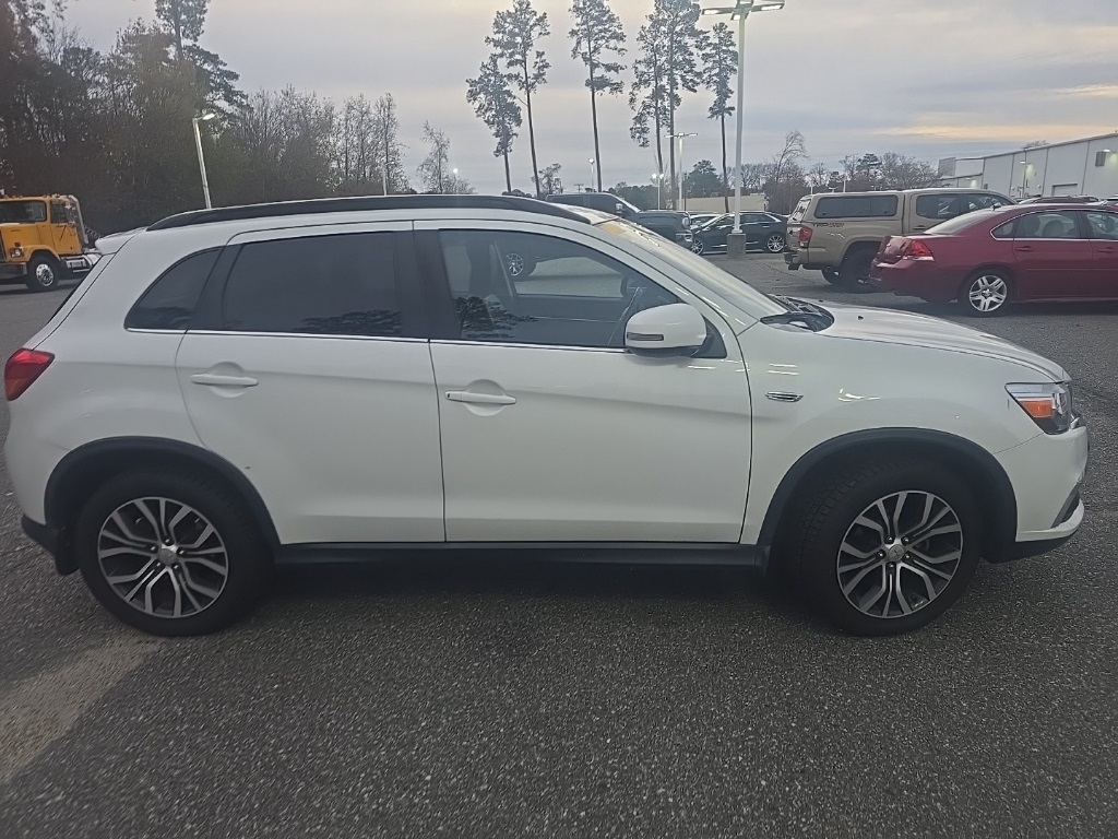 2016 Mitsubishi Outlander Sport SEL GT SE photo 3