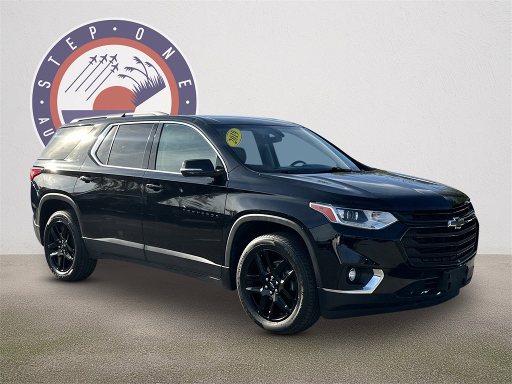 2019 Chevrolet Traverse 3LT photo 2