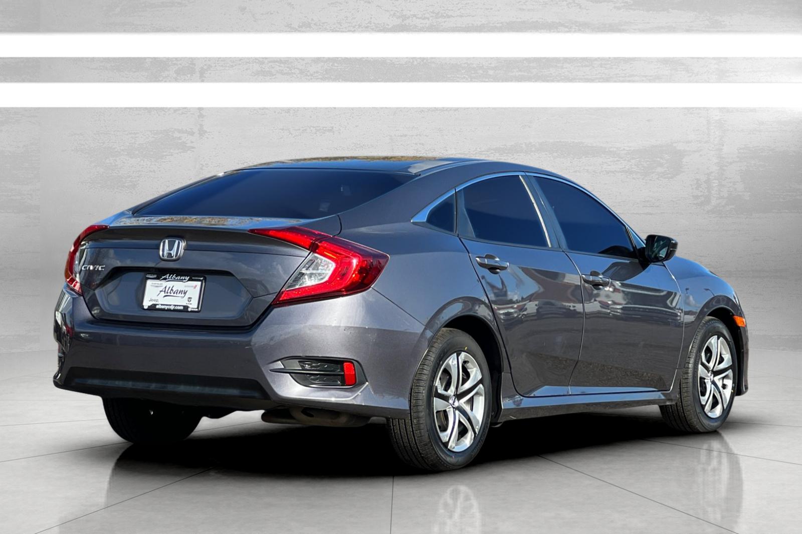 2018 Honda Civic LX photo 4