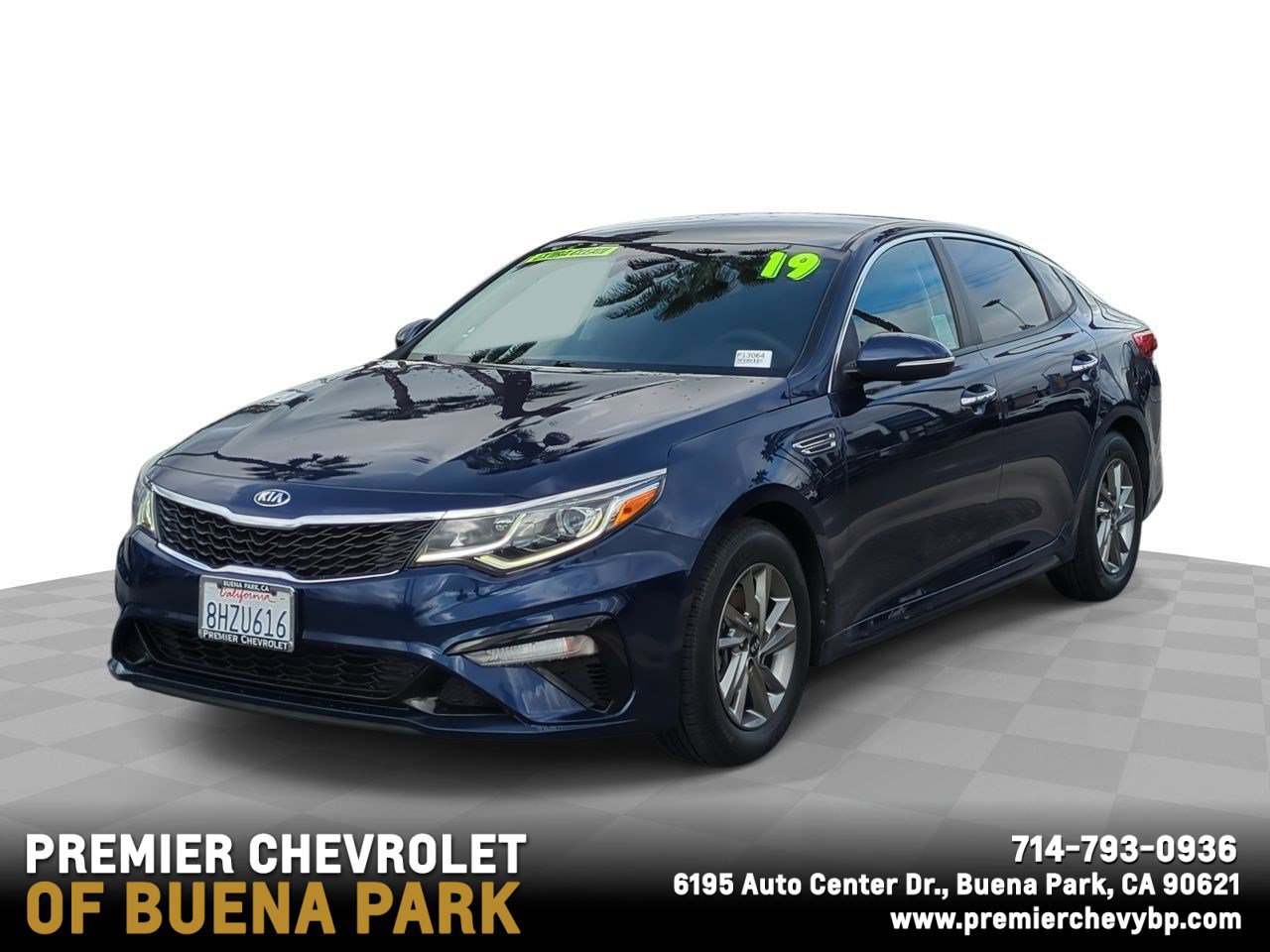 2019 Kia Optima LX's photo