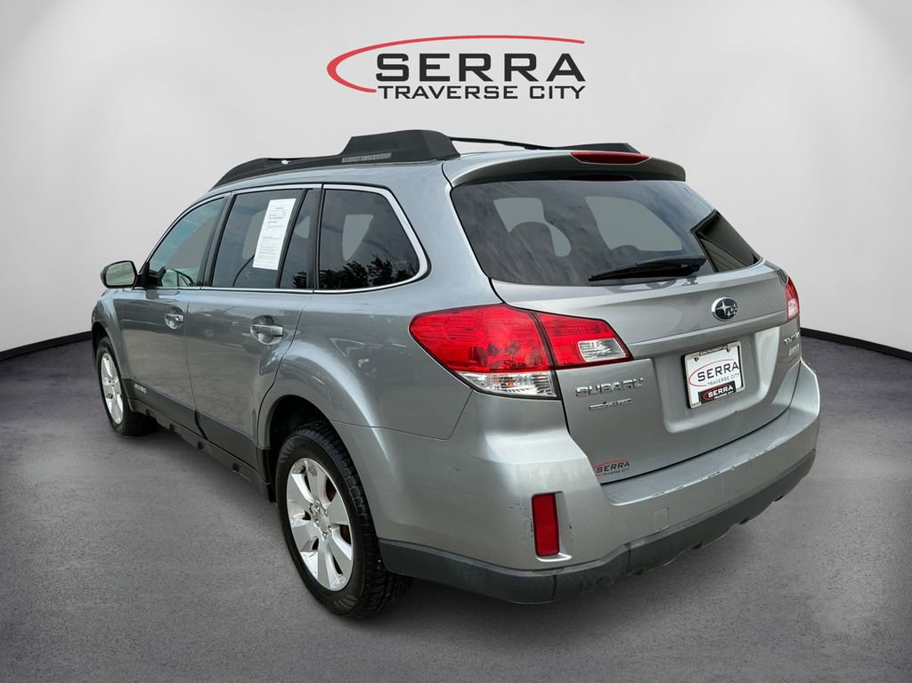 2011 Subaru Outback 2.5i Premium photo 7