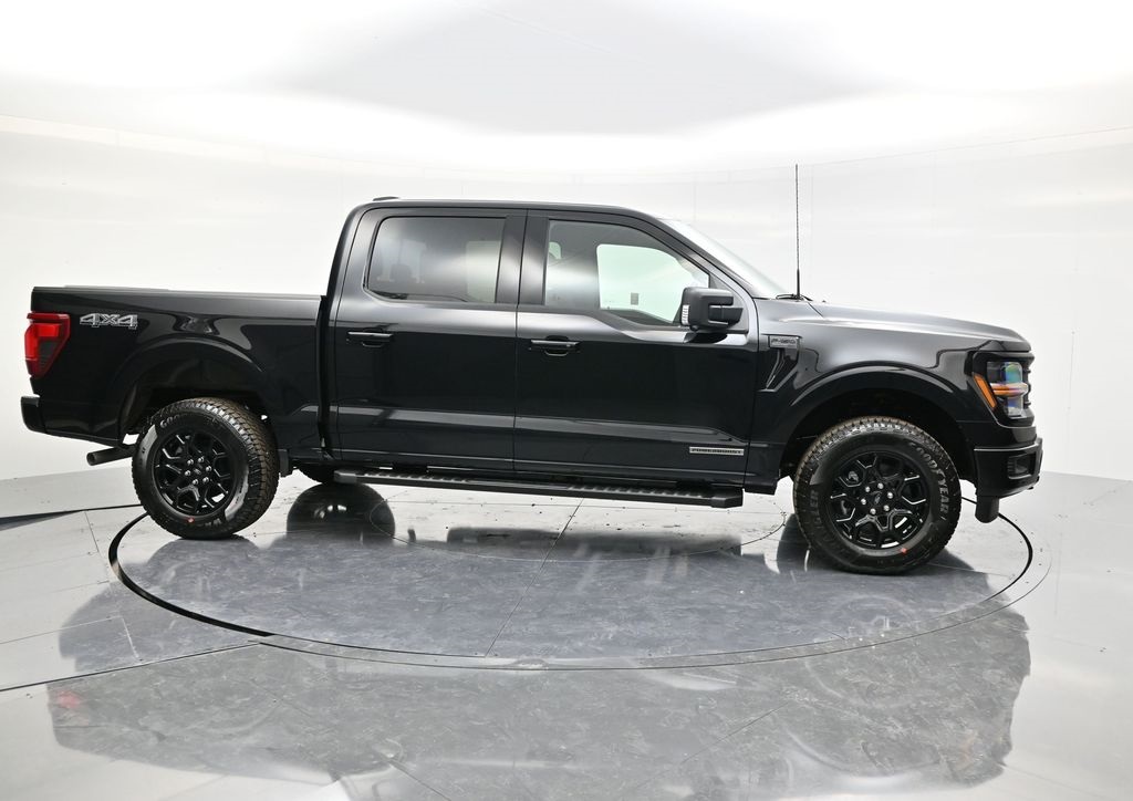2025 Ford F-150 XLT photo 4