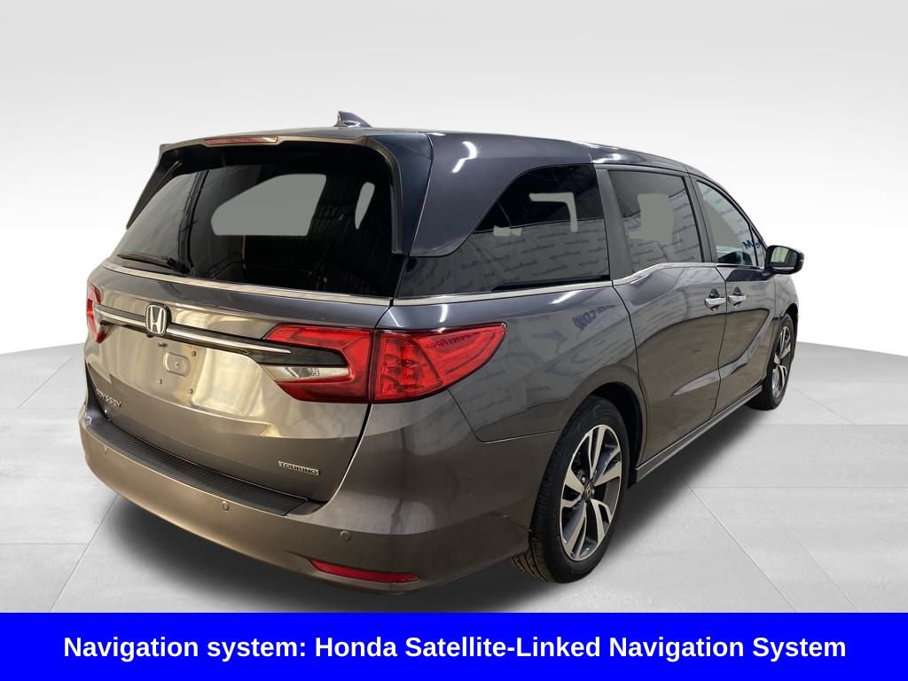 2023 Honda Odyssey Touring photo 4
