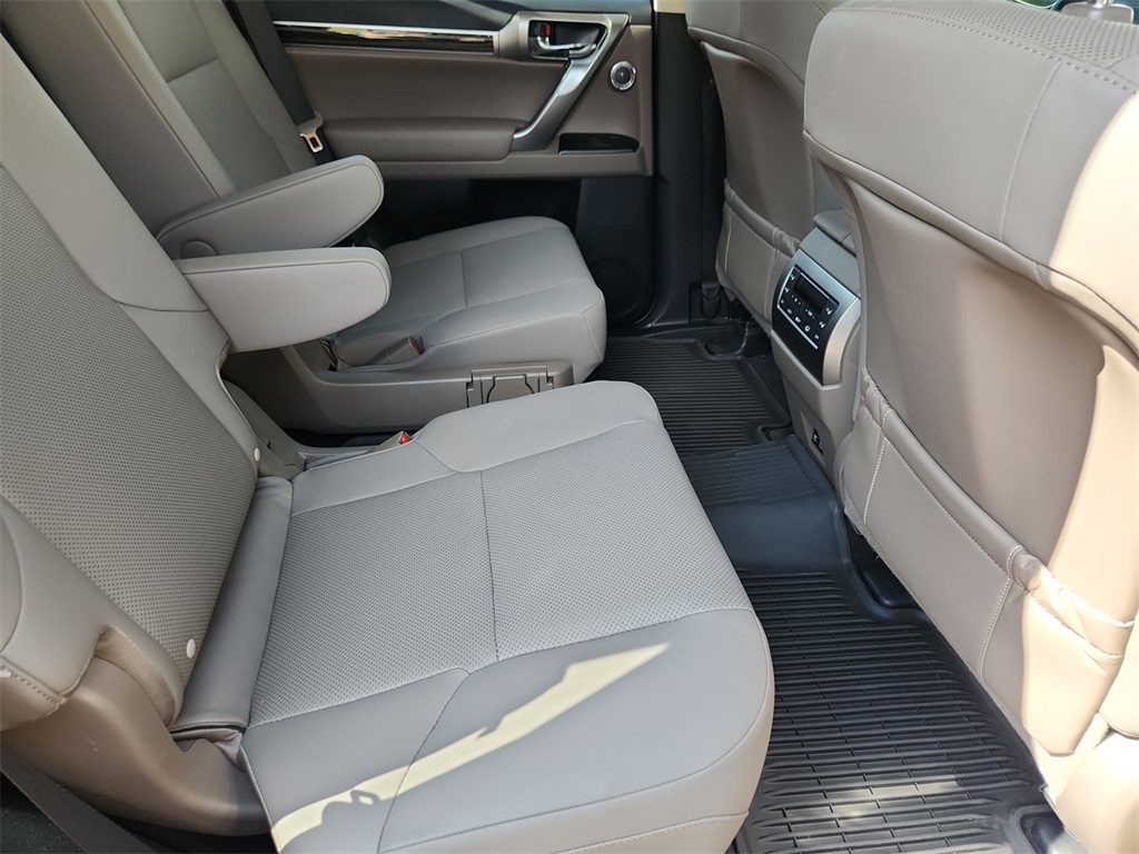 2023 Lexus GX Premium photo 20