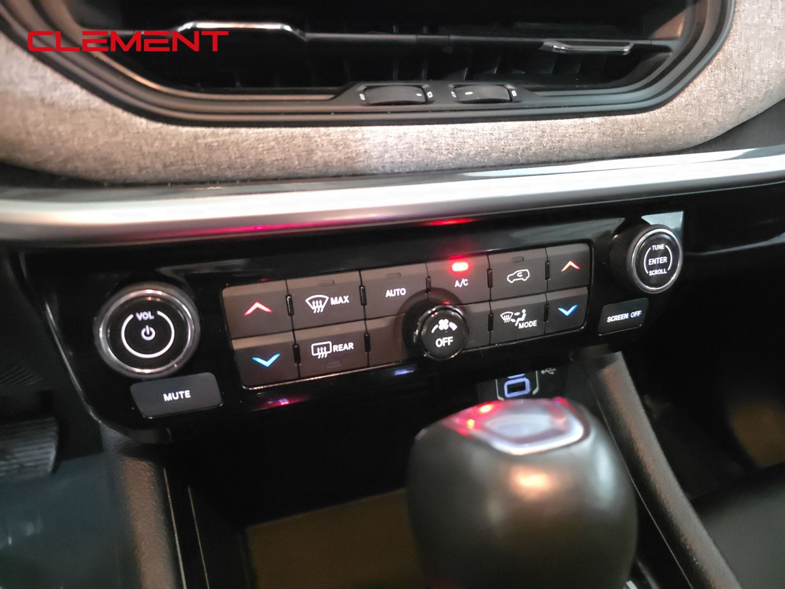 2022 Jeep Compass Latitude photo 16